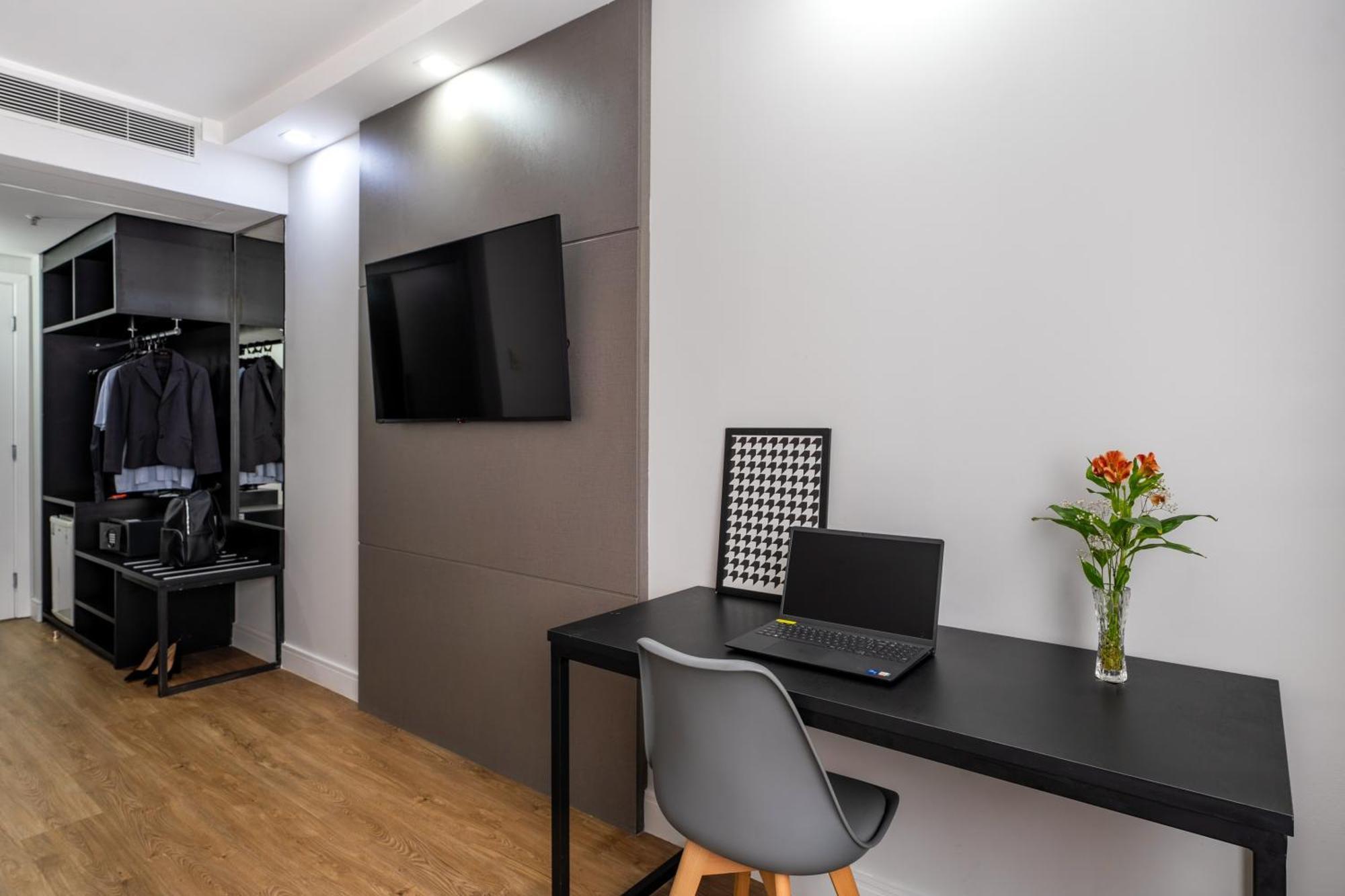 Intercity Berrini Hotel 4*